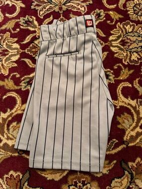 Wilson Pinstripped Baseball Shorts In Grey/ Black Strip, Size Men’s Medium